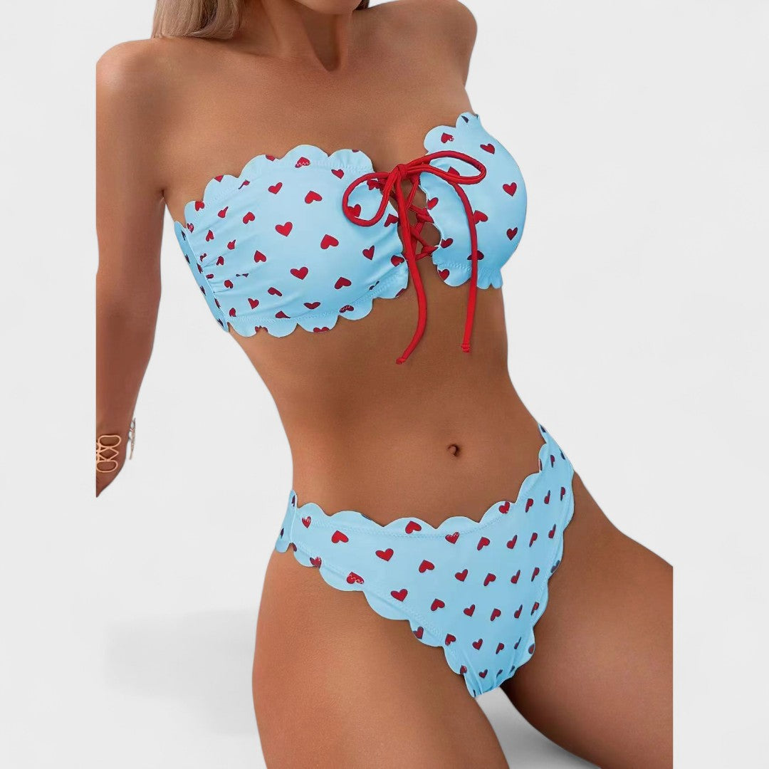 Julia - Bikinij ljubavi