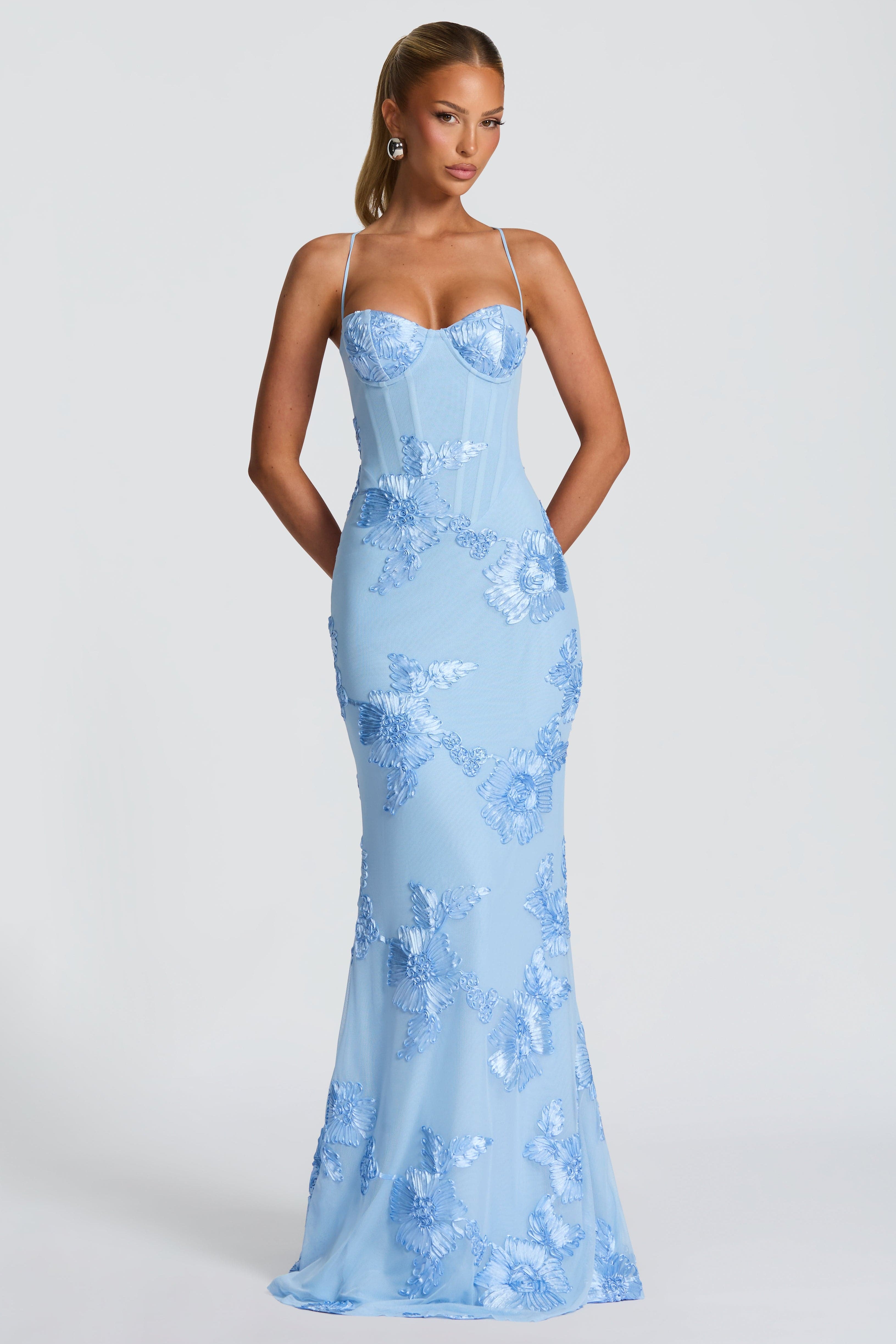 Haljina Jelena™ - Elegancija sa Jasnim Dizajnom i Jedinstvenim Detaljima